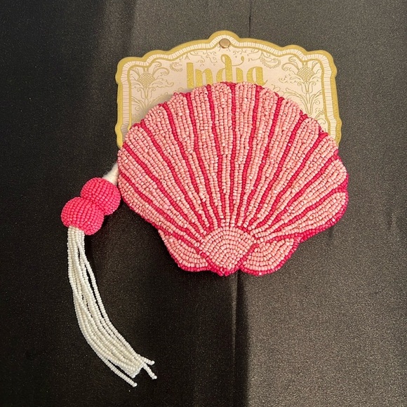 wandering moon Handbags - Wandering Moon | Pink Beaded Shell Wallet